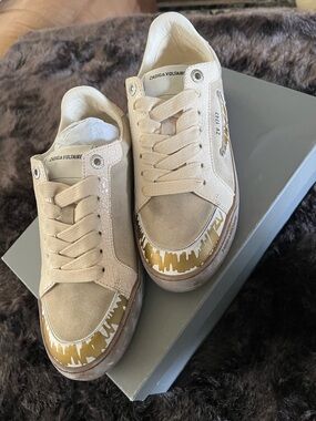 Zadig & Voltaire Clay Suede Shoes Box Label